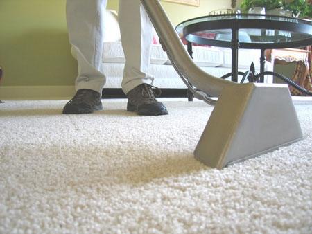 Chia sẻ kinh nghiệm cách thức vệ sinh, chăm sóc giặt giày, áo quần hữu ích