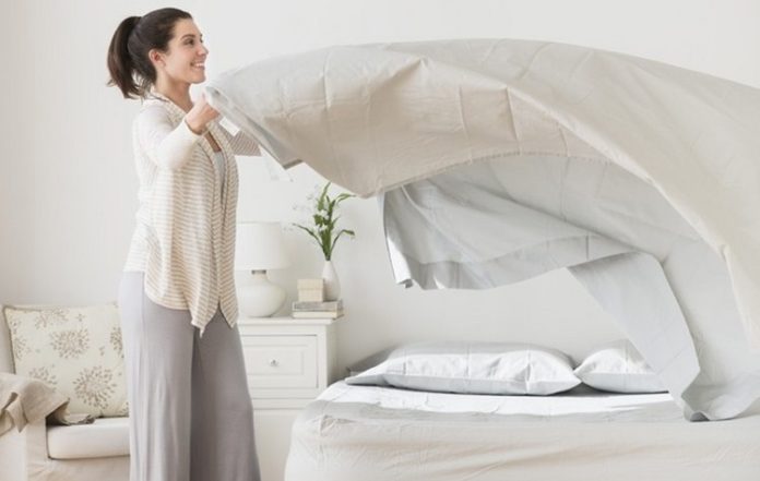 Chia sẻ kinh nghiệm cách thức vệ sinh, chăm sóc giặt giày, áo quần hữu ích