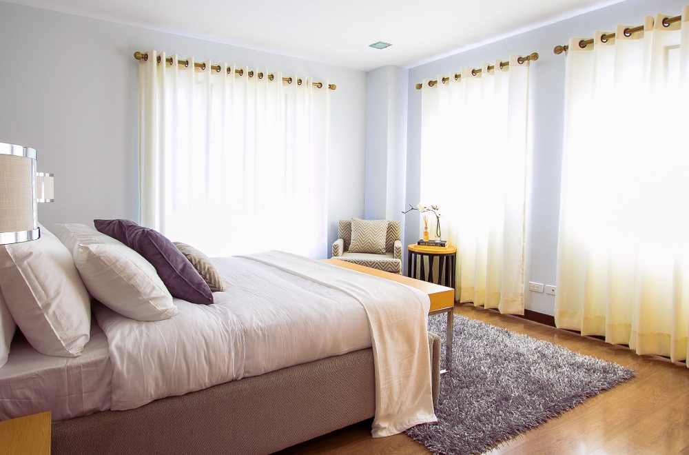 Chia sẻ kinh nghiệm cách thức vệ sinh, chăm sóc giặt giày, áo quần hữu ích
