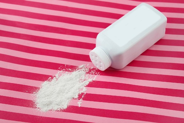 Chia sẻ kinh nghiệm cách thức vệ sinh, chăm sóc giặt giày, áo quần hữu ích