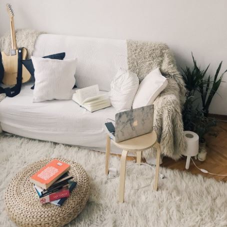 Chia sẻ kinh nghiệm cách thức vệ sinh, chăm sóc giặt giày, áo quần hữu ích