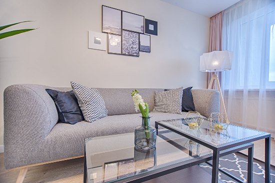 Chia sẻ kinh nghiệm cách thức vệ sinh, chăm sóc giặt giày, áo quần hữu ích
