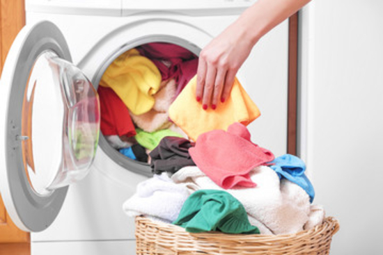 Chia sẻ kinh nghiệm cách thức vệ sinh, chăm sóc giặt giày, áo quần hữu ích