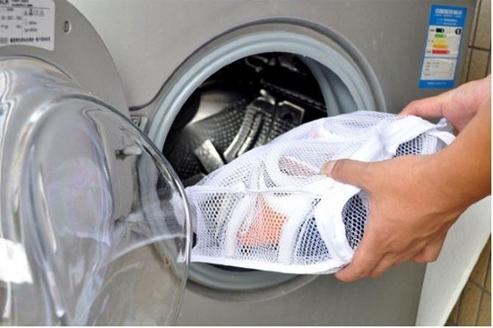 Chia sẻ kinh nghiệm cách thức vệ sinh, chăm sóc giặt giày, áo quần hữu ích