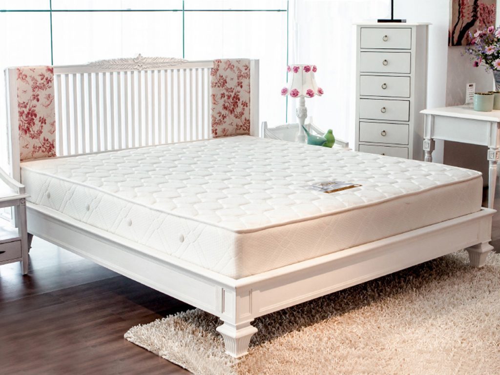 Chia sẻ kinh nghiệm cách thức vệ sinh, chăm sóc giặt giày, áo quần hữu ích