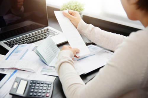 Chia sẻ kinh nghiệm cách thức vệ sinh, chăm sóc giặt giày, áo quần hữu ích