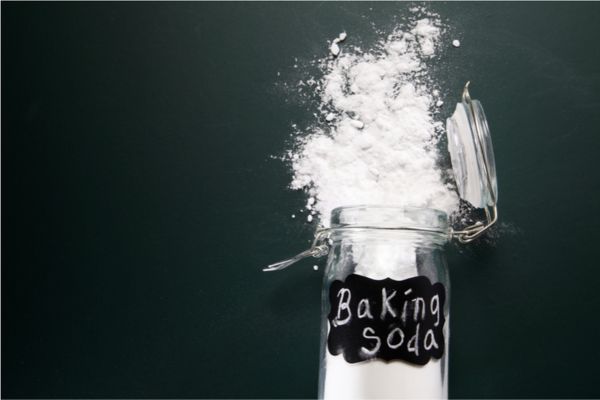 Tẩy quần áo bằng baking soda - Baking soda là gì