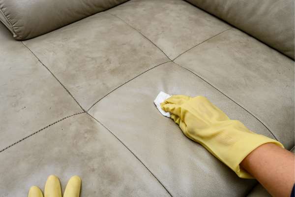 Dung dịch vệ sinh sofa - Dung dịch vệ sinh sofa là gì?