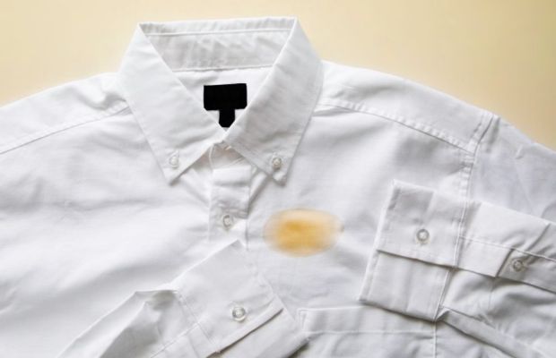 Giặt áo dính cà ri - Tẩy vết cà ri dính trên áo 