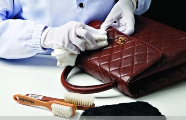 Vệ sinh túi xách hàng hiệu - Luxus Spa