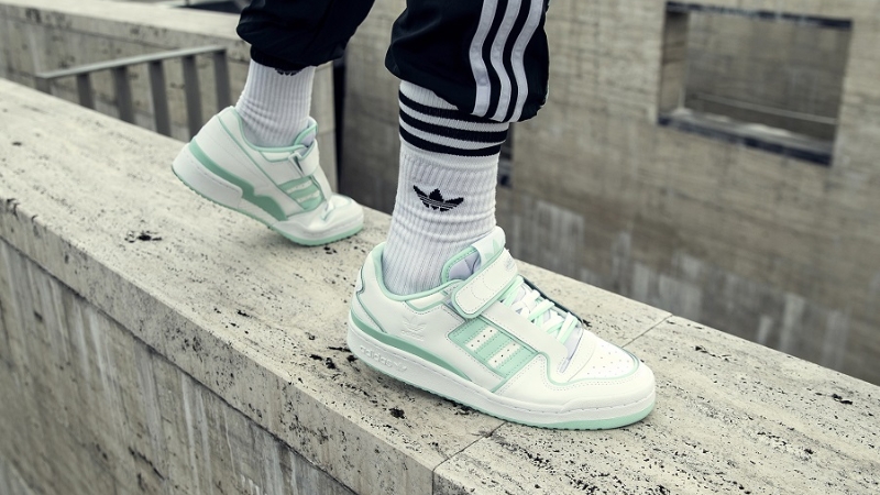 Thể hiện cá tính với mẫu giày Adidas đẹp dòng Forum